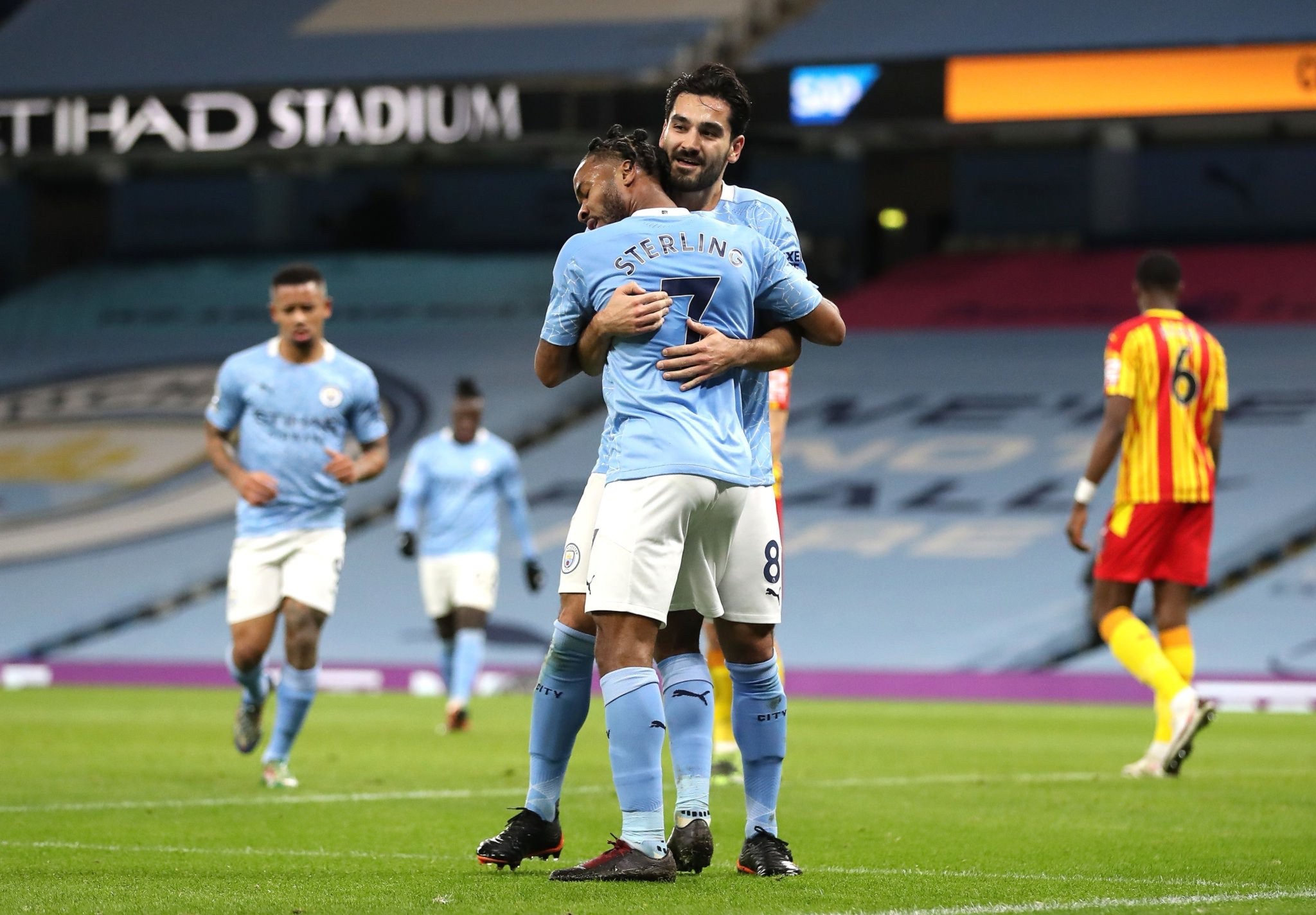 阿里巴巴等 阿里巴巴等